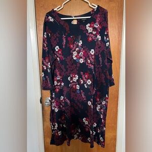 Navy blue and shades of red floral print J.Jill Wearever long-sleeved dress 2X